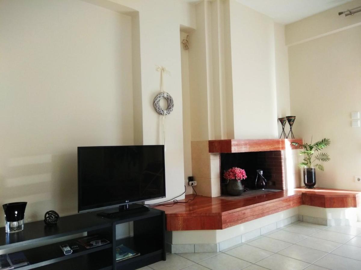 Brilliant House Apartment Volos Ngoại thất bức ảnh